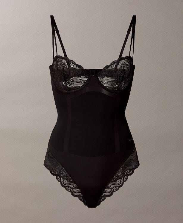 <p style="text-align: left;"> <span style="font-family: 'Klein Web 55 Regular'; color: #808080; font-size: 16px;"> Sensual Stretch Lace</span> </p>